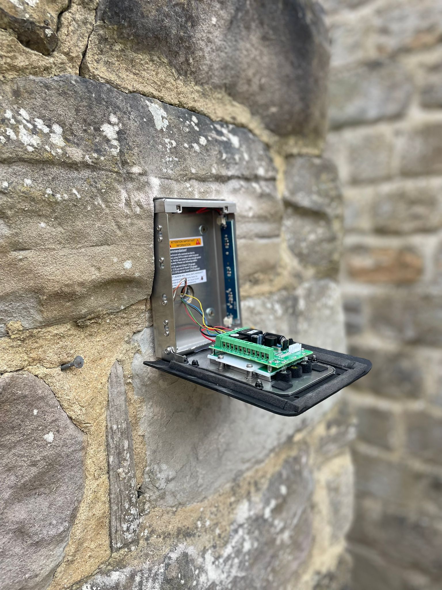 This image shows an AES standalone GSM/4G Keypad.